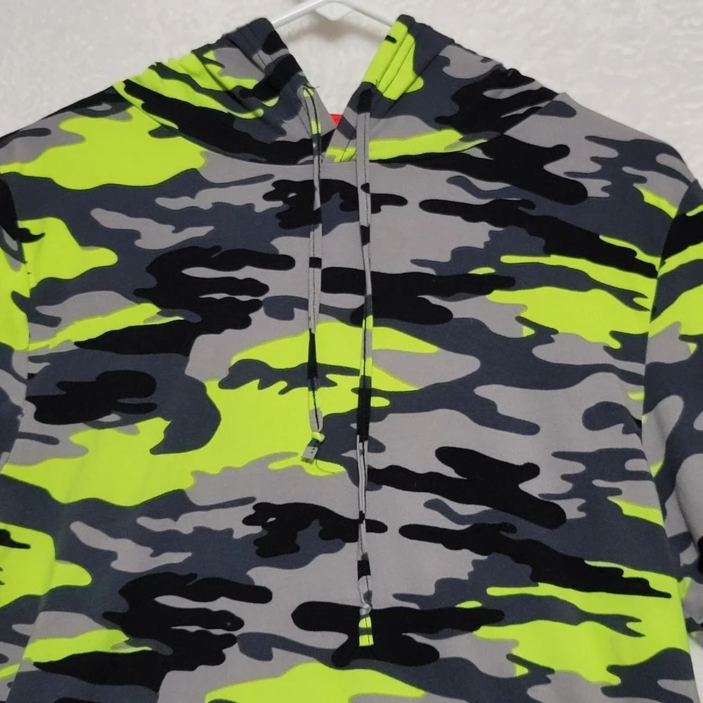 Roma Concept Boys Hoodie Size 2X Camouflage Pullover Gray/Green